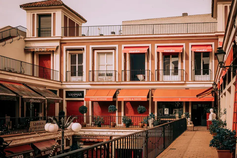 Explore Town and Country, WA in Town and Country